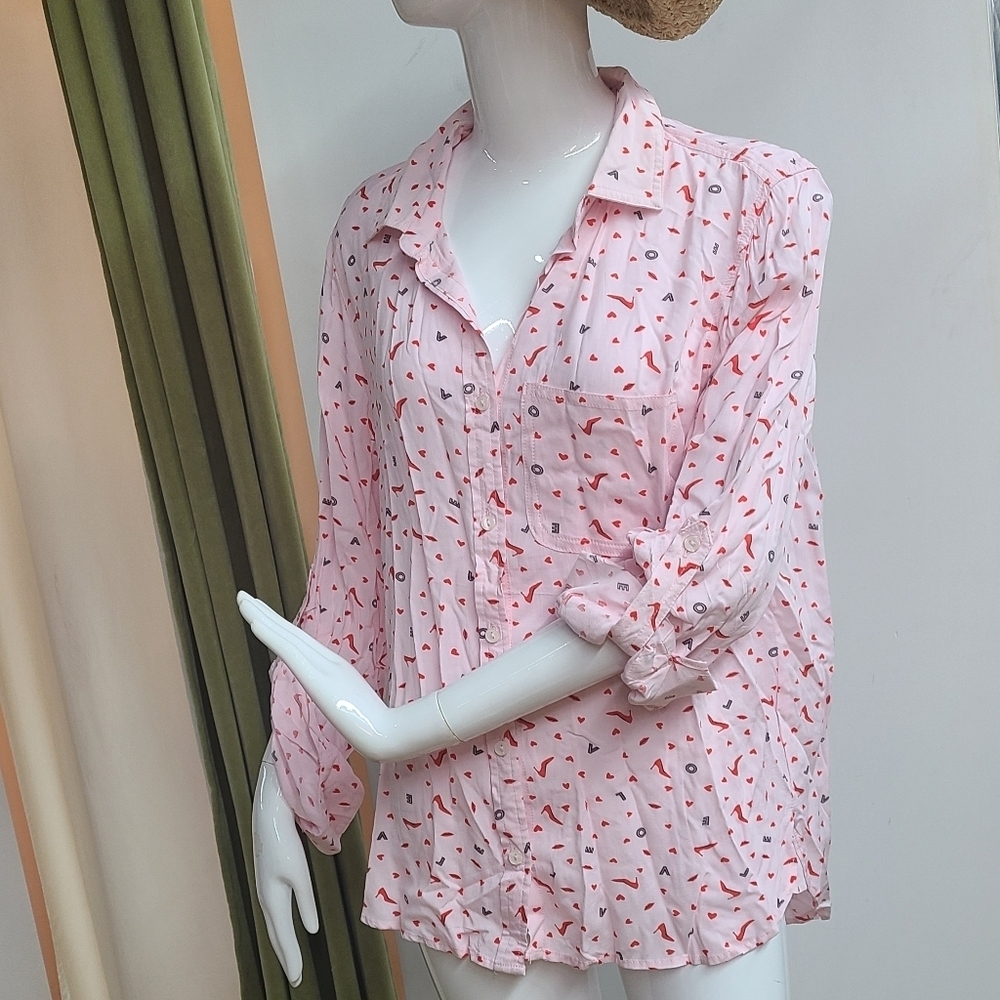 NWT Velvet Heart Button Down Shirt